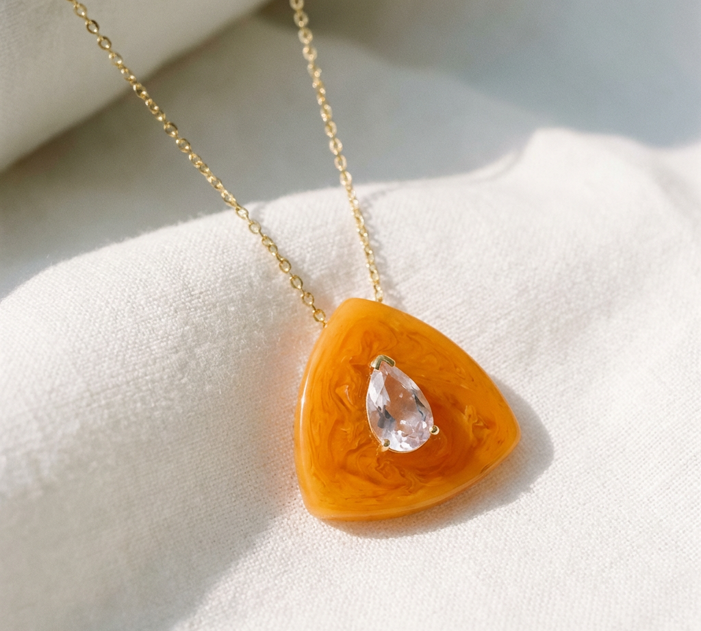 Reverie Pendant